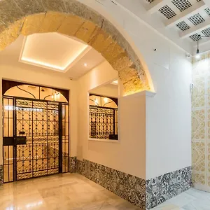 Entrecatedrales , Cadiz Spain